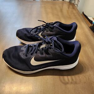 Nike Men’s Sz 7 Navy Blue White Swoosh Downshifter 9 Mesh Running Shoes